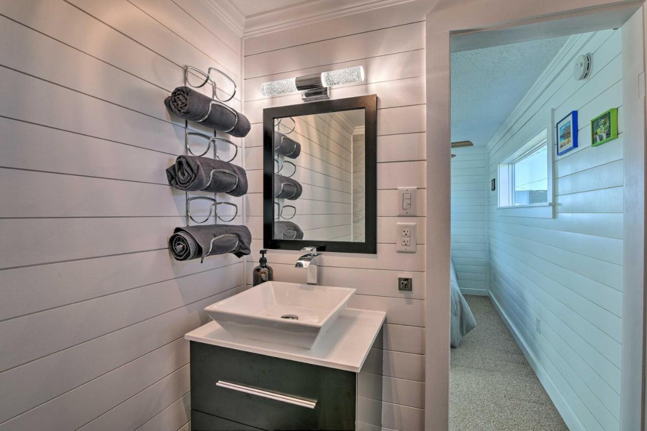 Open-Concept Cottage Less Than 1 Mi To Beach! 서프사이드 비치 외부 사진